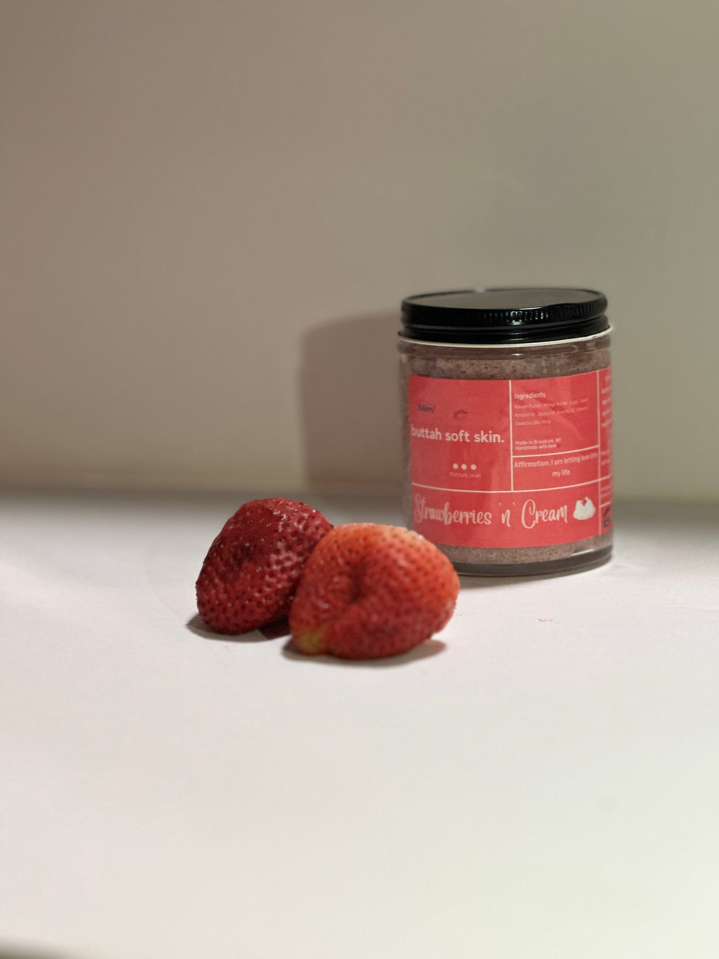 Strawberries 'n' Cream Body Scrub